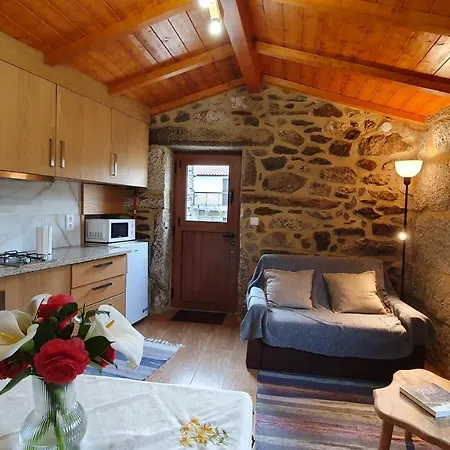 Casa Caminho Da Ponte Δωμάτια σε οικογενειακή κατοικία *